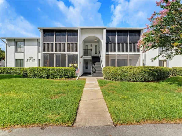 1261 Pine Ridge Cir W APT D1, Tarpon Springs, FL 34688