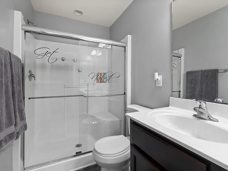 Virginia Colony Dr — Photo 20