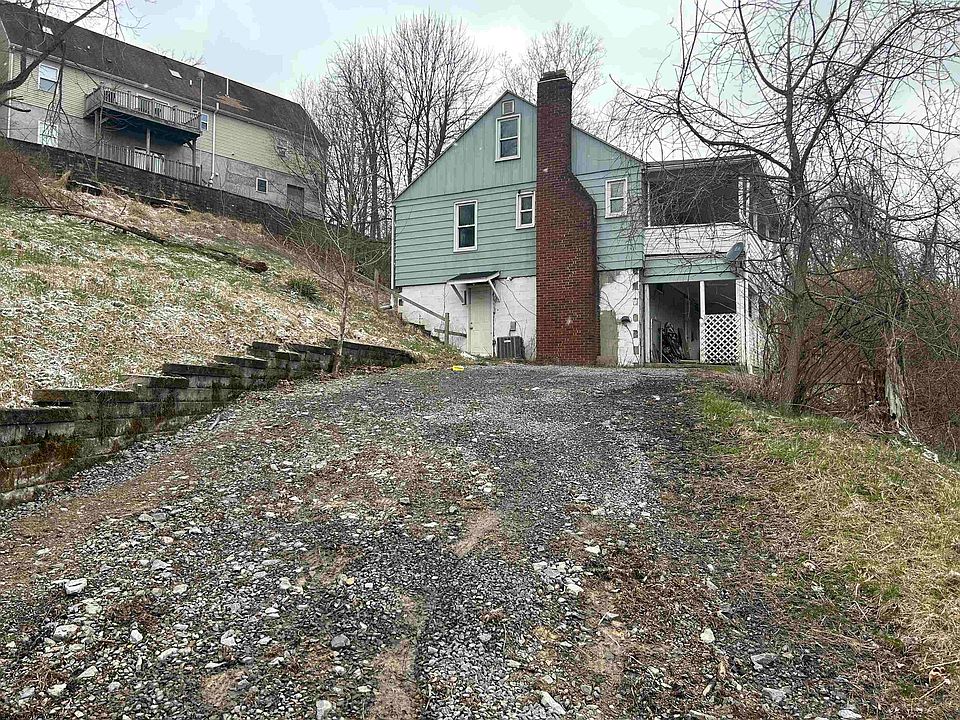 2nd image of 168 Diamond Ave