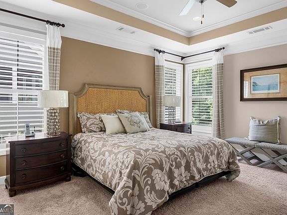 5th image of 3028 Scarlet Oak Ln