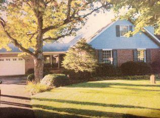 6814 Mercedes Ln, Demotte, IN 46310