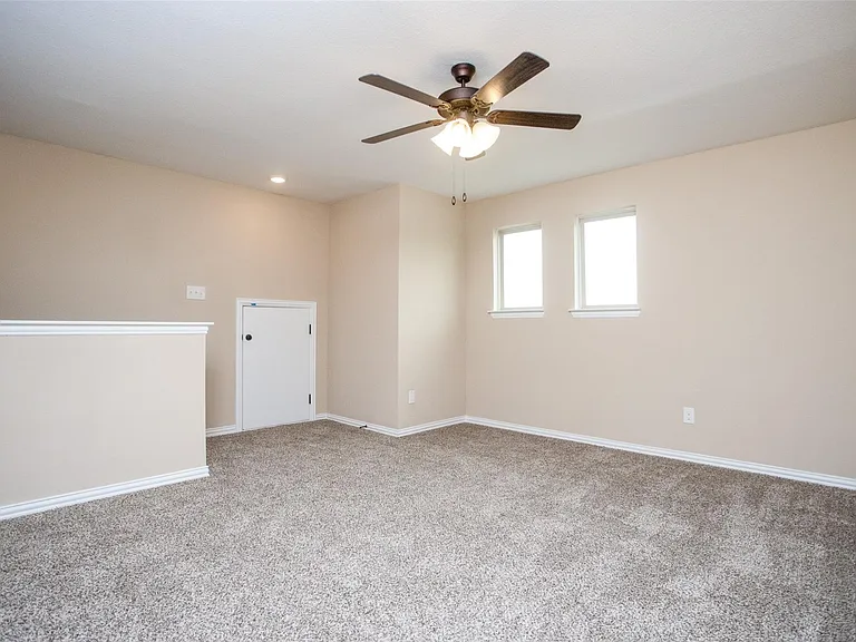 134 Canales Cir — Photo 20