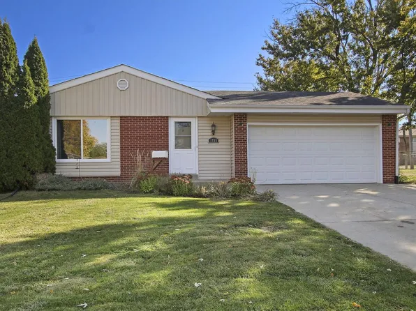 1755 New STREET, Union Grove, WI 53182
