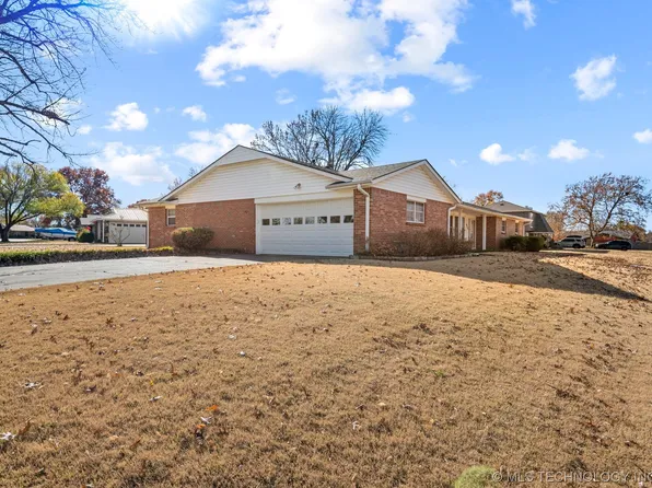 6515 Dorsett Dr, Bartlesville, OK 74006