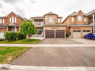 3435 Artesian Dr, Mississauga, ON L5M7K3