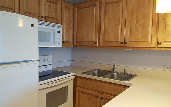 4th image of 5502 E Lake Dr APT D
