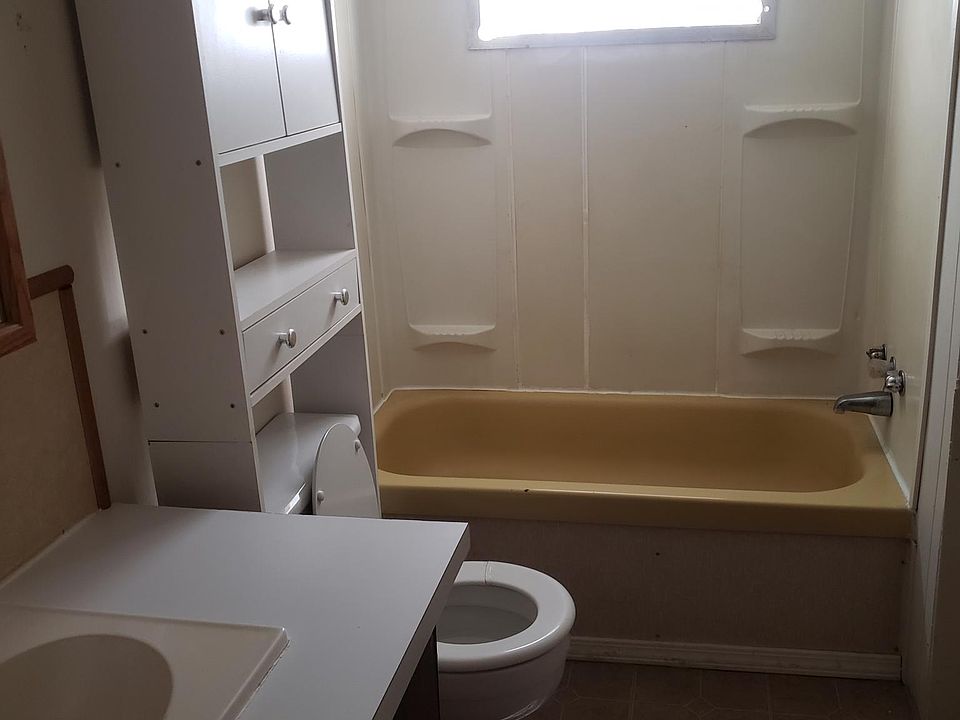 2nd image of 2455 Leroy Dr