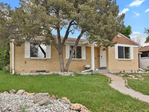 556 Elmira Street, Aurora, CO 80010