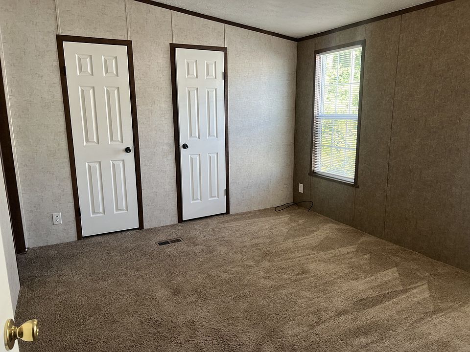 51074 Mott Rd Trailer 66, photo 6
