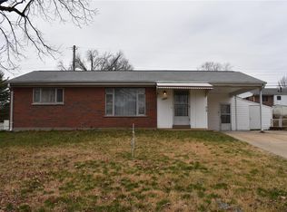 4300 Kay Ln, Saint Louis, MO 63123