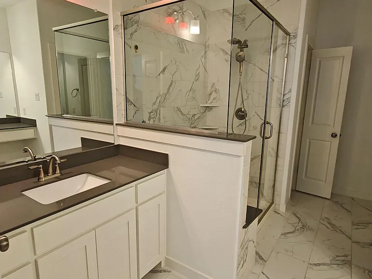1416 Navasota Trl — Photo 24