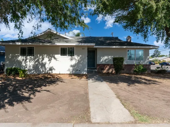 4597 E Cambridge Ave, Fresno, CA 93703