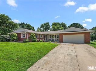 12 Northridge, Sherman, IL 62684