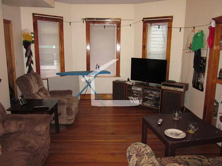 340 Faneuil St #1 — Photo 25