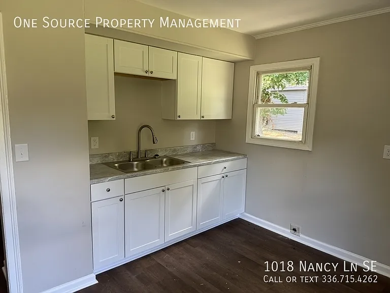 1018 Nancy Ln SE — Photo 4
