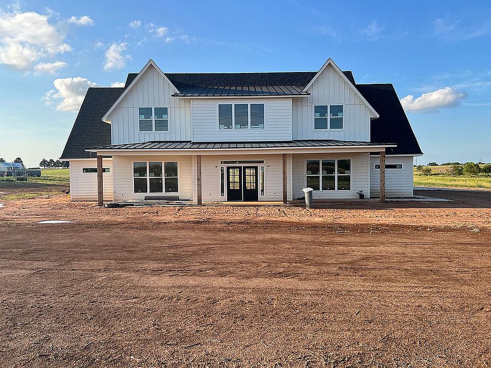 2nd image of 8387 Lake Rd