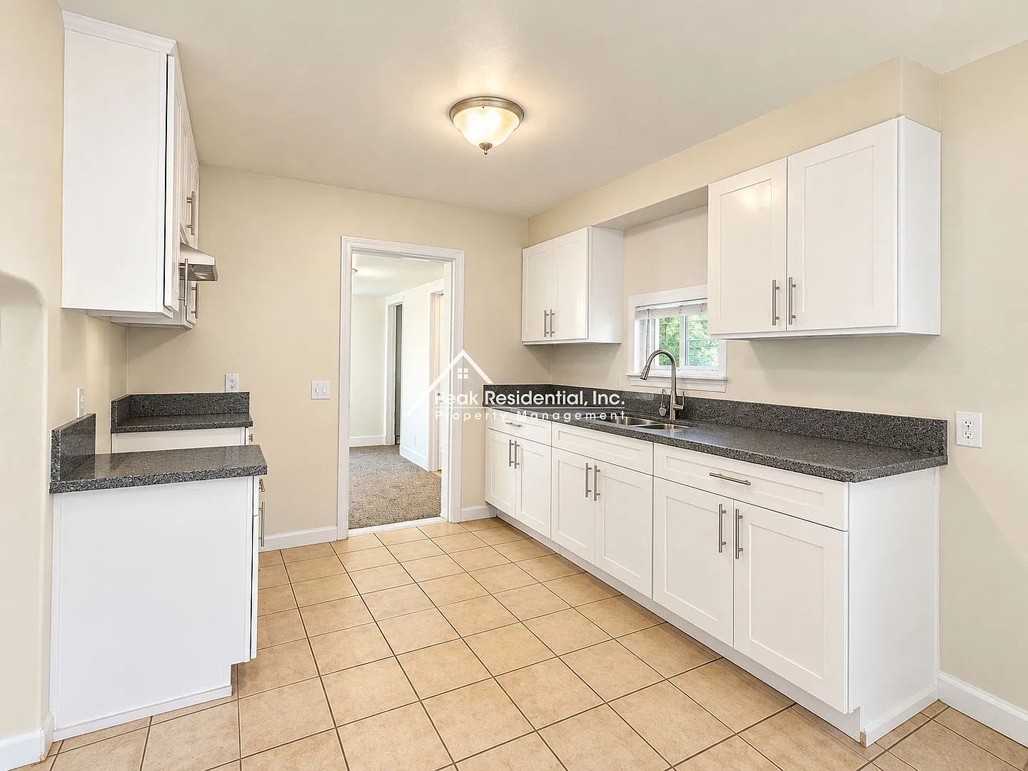 Charming North Sacramento 3bd/2ba Home! — Photo 4