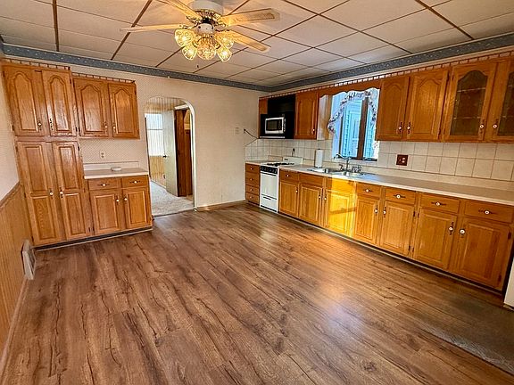 5th image of E1509 Rockledge Rd