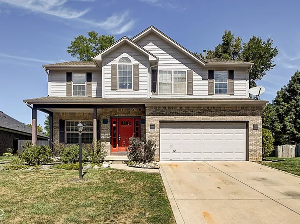 1217 Stave Oak Ct, Beech Grove, IN 46107