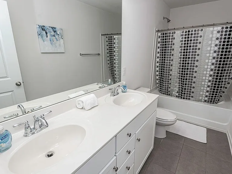 430 Carolyn Ln — Photo 17
