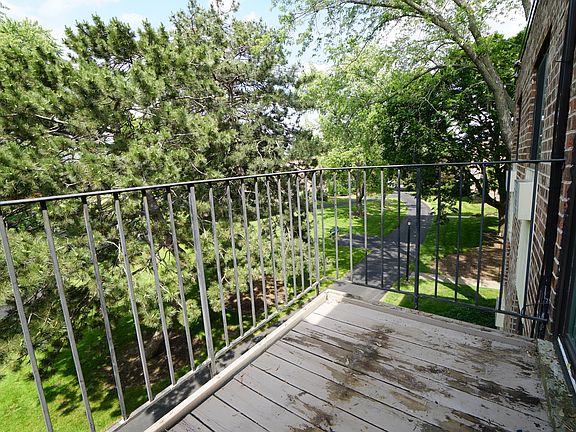 5th image of 1481 N Winslowe Dr APT 303
