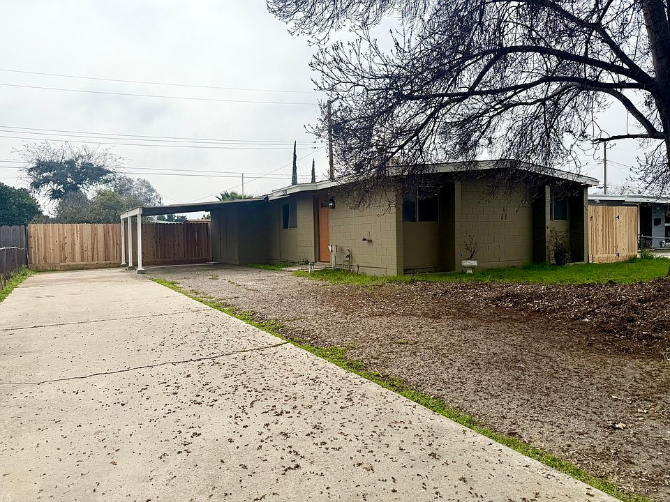 1st image of 210 Sequoia Drive