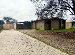 210 Sequoia Drive, Exeter, CA 93221