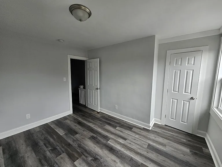 6921 Holabird Ave — Photo 8