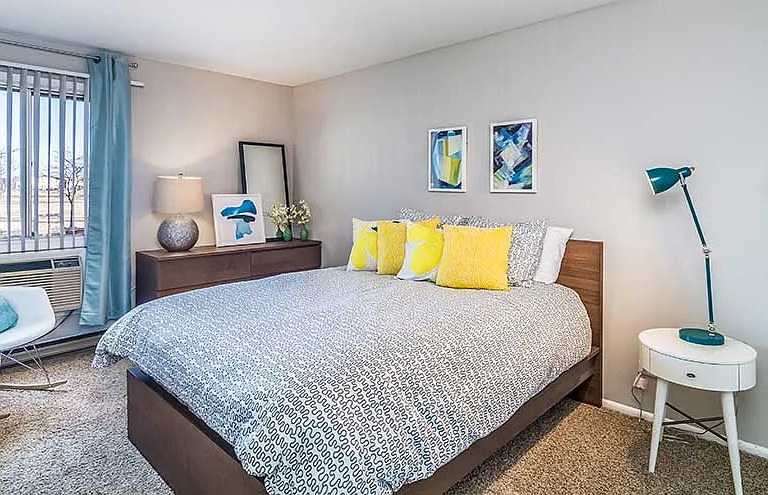 The Lakes at Fountain Square Apartment Homes — Photo 8
