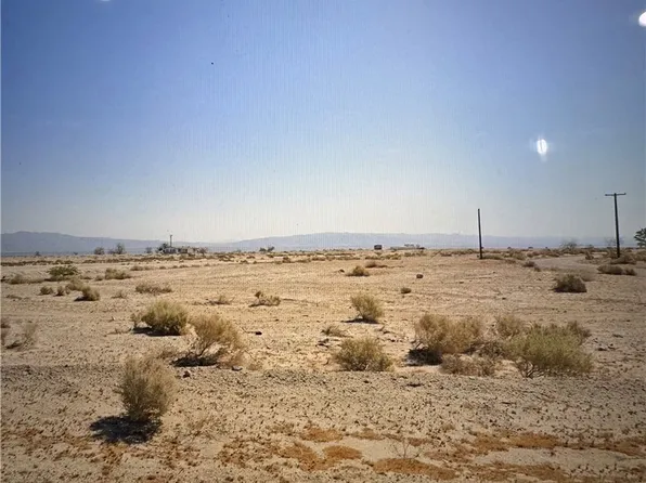 2676 Salton Bay Dr, Thermal, CA 92274