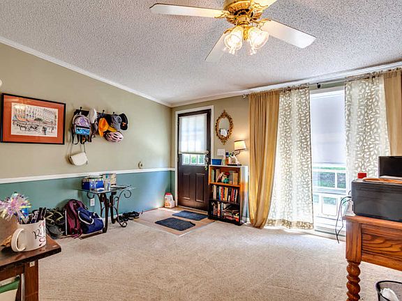 2nd image of 2299 Hall St