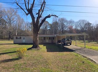 1735 Cantrell Dr, Rocky Face, GA 30740