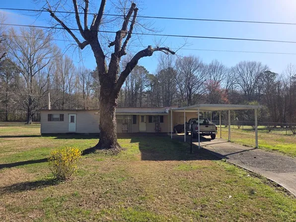 1735 Cantrell Dr, Rocky Face, GA 30740