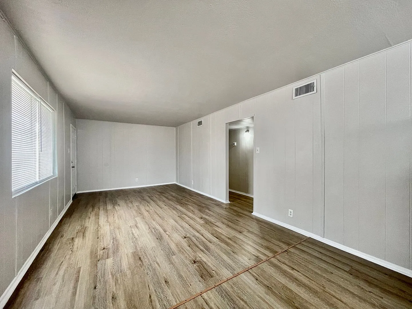2 Bedroom / 1 Bathroom Duplex Unit — Photo 2