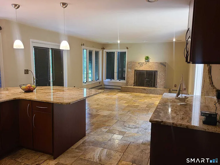 925 Dunbar Hill Rd — Photo 16