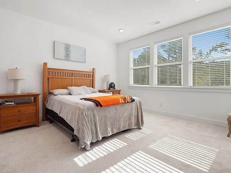 2115 Opulent Oaks Ln — Photo 15