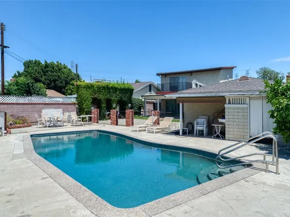 8315 Canterbury Ave, Sun Valley, CA 91352