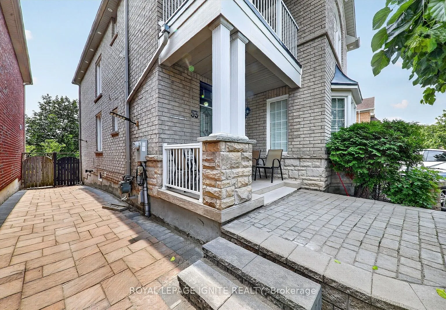 3 bed, $2,000 — Photo 2