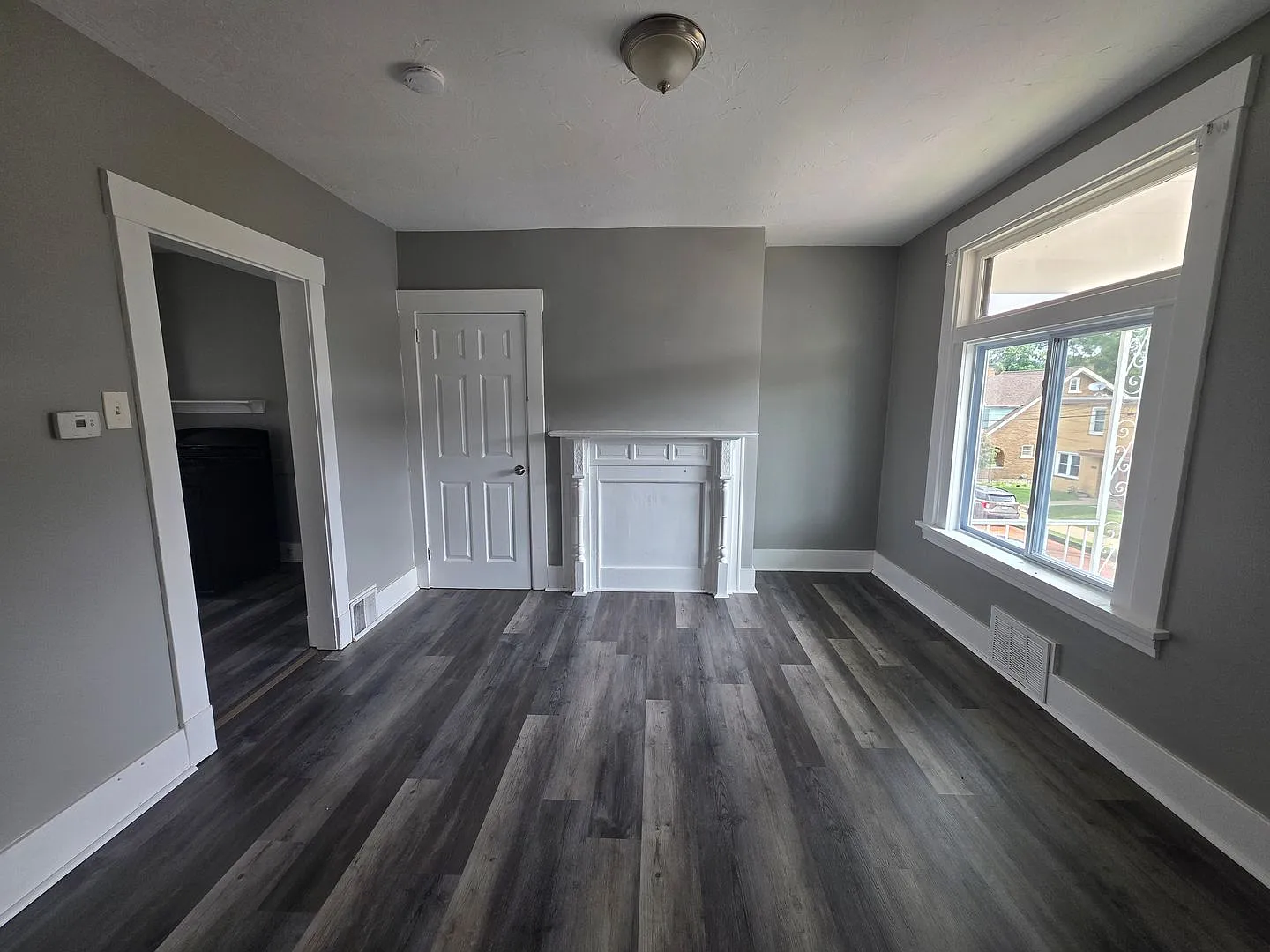 2 bedroom house for rent in the North Side ! — Photo 2