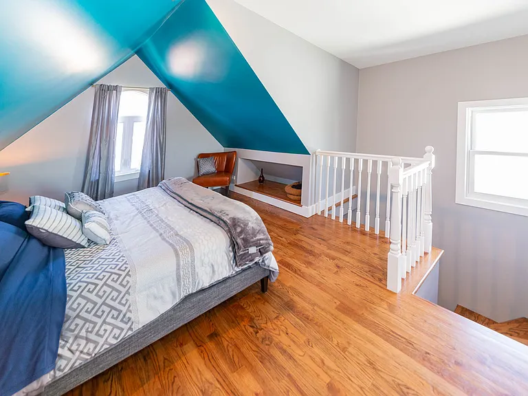 2243 N Monticello Ave — Photo 12