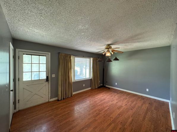 155 Walnut Cir, Yellville, AR 72687