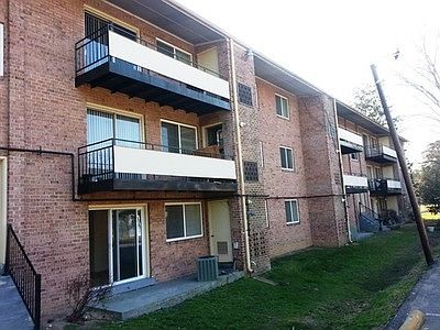 2nd image of 3807 Chamberlayne Ave APT 9