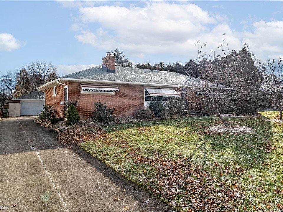 745 Highland Ave, Wadsworth, OH 44281 Zillow