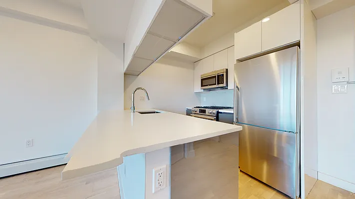 Rented by Bond New York | media 7