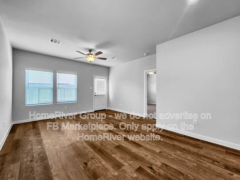 11889 Whirlaway Dr — Photo 2