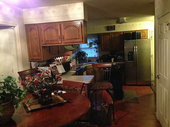 5th image of 4076 Westwind Dr