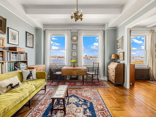 243 Riverside Dr APT 1005, New York, NY 10025