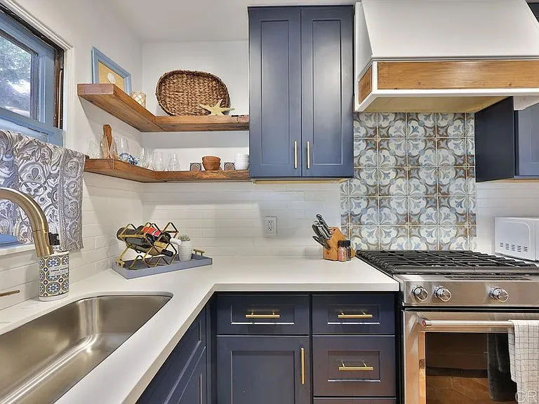 464 G Ave — Photo 13