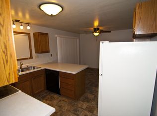 1960 Marlee Ln, Green Bay, WI 54304