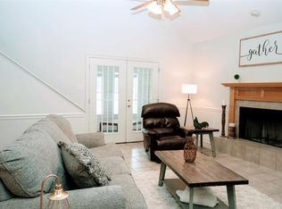 7436 1st St #E, Addis, LA 70710